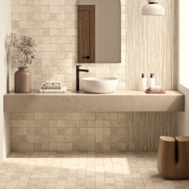 Revestimiento de piedra natural Travertino Classic de TRIP en tono natural